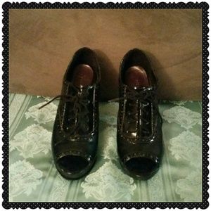 Vintage Black Laced Peep Toe Pumps